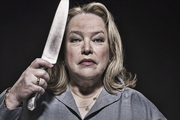 Photograph Lionel Deluy Kathy Bates on One Eyeland